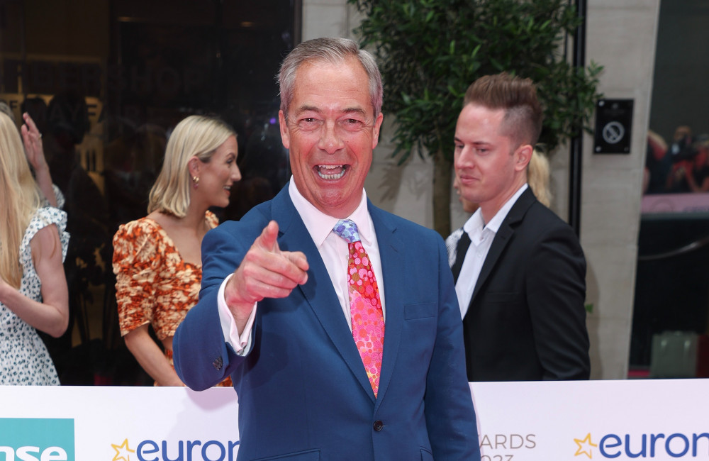 Nigel Farage appelle Volodymyr Zelensky à trouver un accord avec la Russie