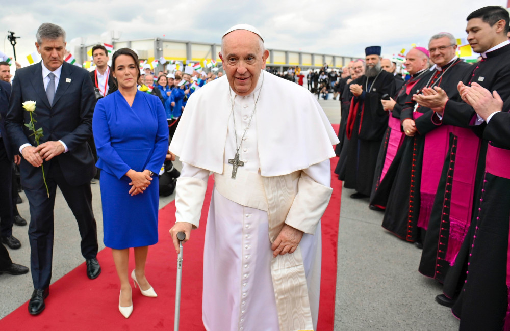 Le pape François appelle les futurs prêtres à lire de la fiction et de la poésie