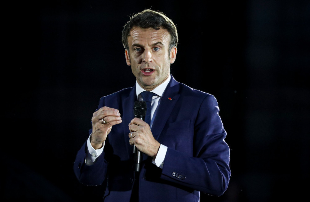 Emmanuel Macron entend ‘respecter le vote des Français'