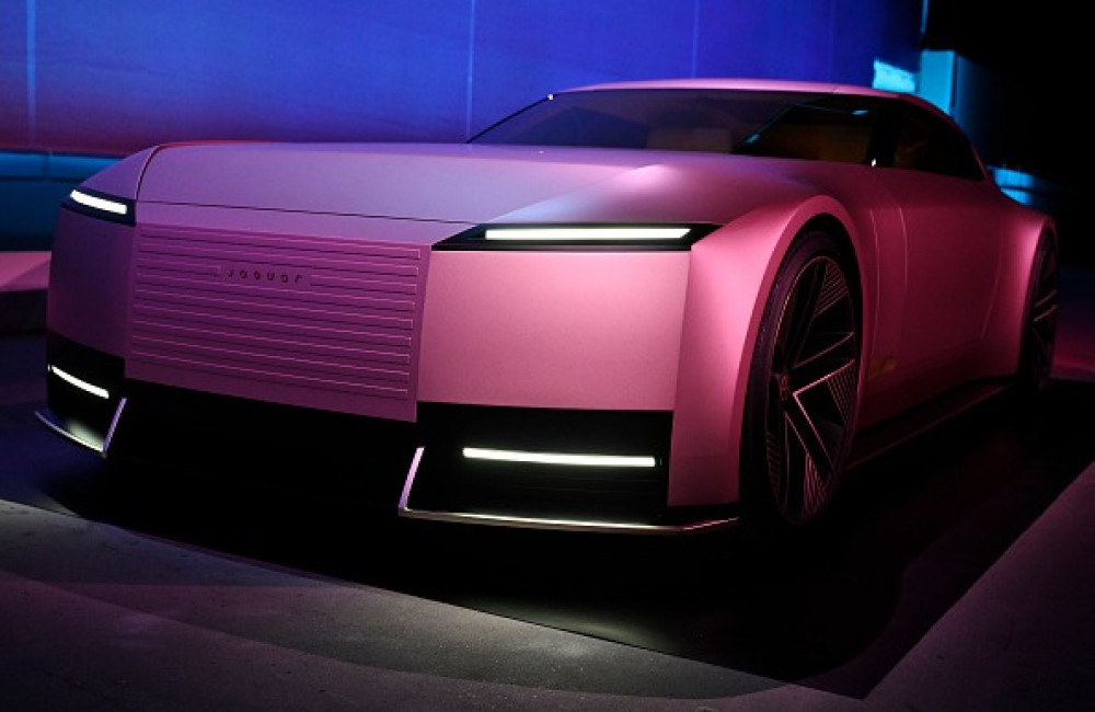 Le concept car Jaguar Type 00 divise l'opinion