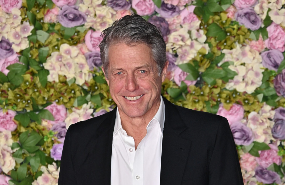 Hugh Grant fait part d'un moment “insultant et effrayant” vécu avec ses enfants à l'aéroport