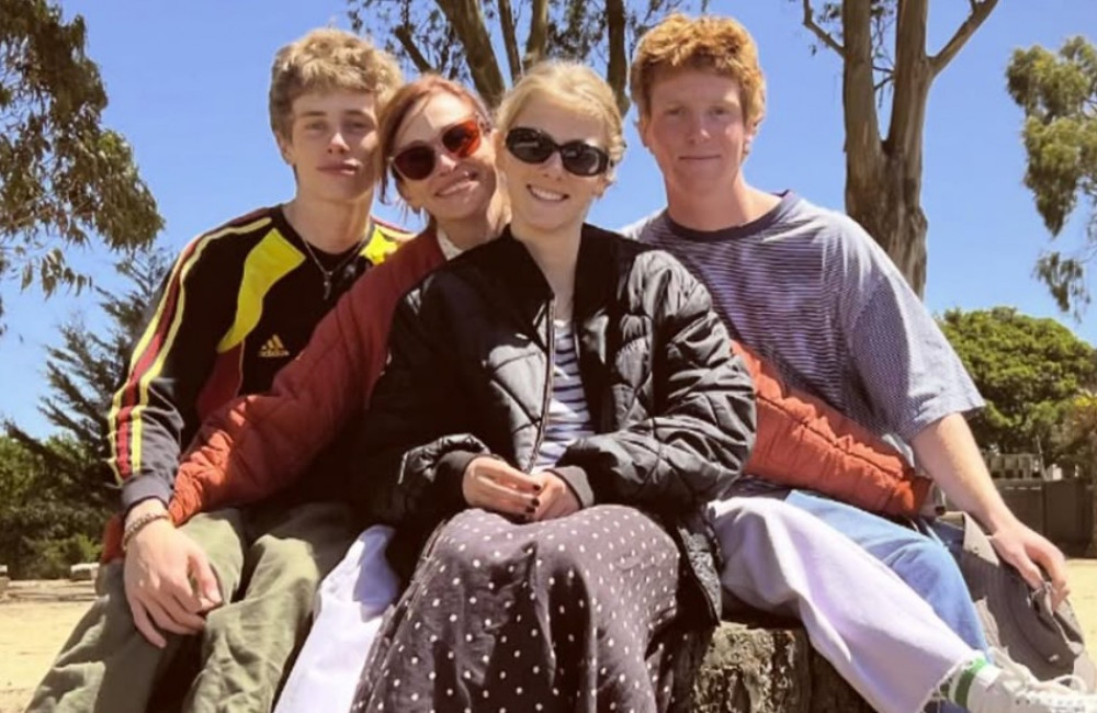 Julia Roberts : ses 3 enfants posent pour une rare photo de famille à l'occasion de la fête des mères