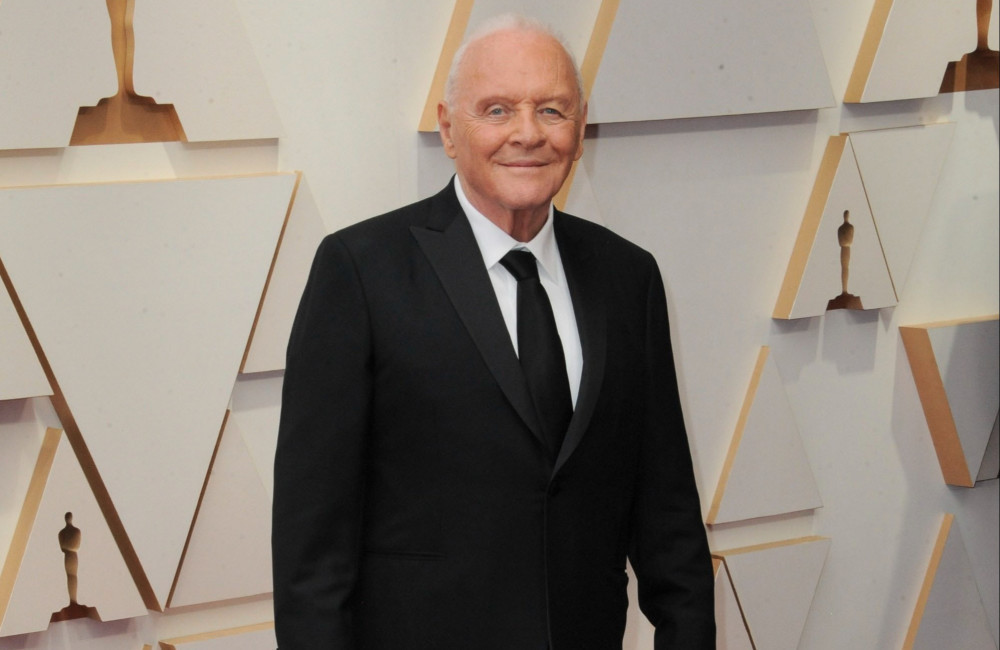 Anthony Hopkins évoque sa relation brisée avec sa fille Abigail : “Elle n’a pas répondu…”
