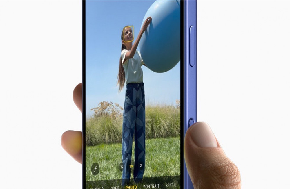 Apple "simplifie la conception du bouton de contrôle de l'appareil photo pour l'iPhone 18"