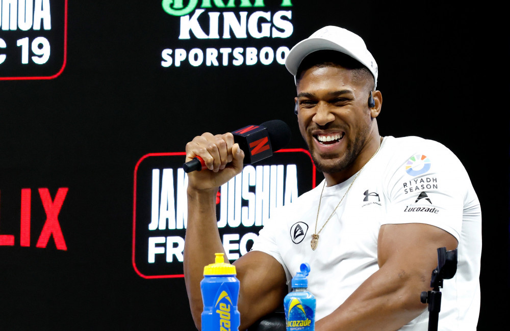 Le boxeur Anthony Joshua a été blessé dans un grave accident de voiture au Nigeria