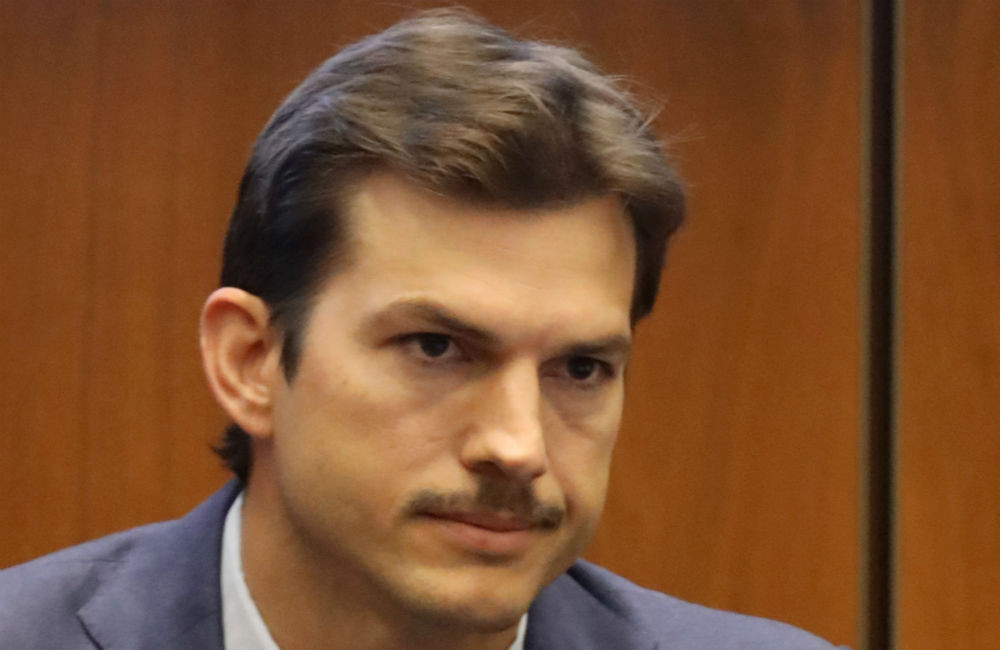 Ashton Kutcher raconte avoir été licencié par Gucci à cause de son poids