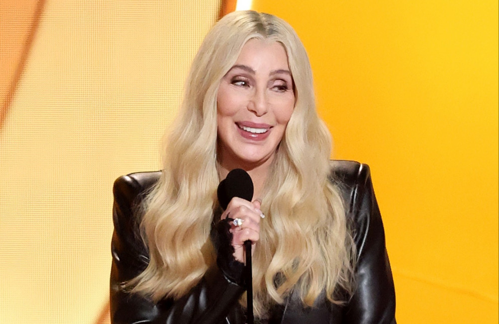 Grammy Awards : Cher surprend les spectateurs en annonçant le mauvais gagnant