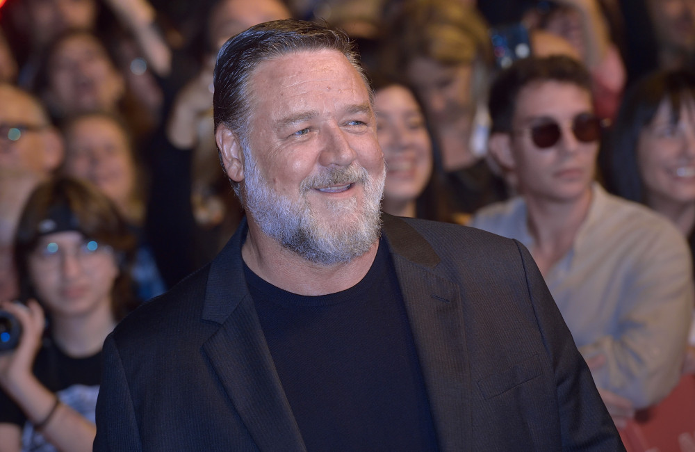 Russell Crowe fait polémique suite à une altercation avec des fans