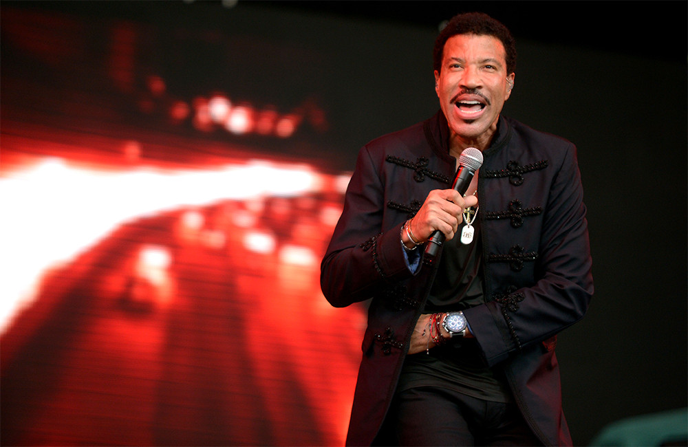 Lionel Richie : le chanteur est toujours hospitalisé