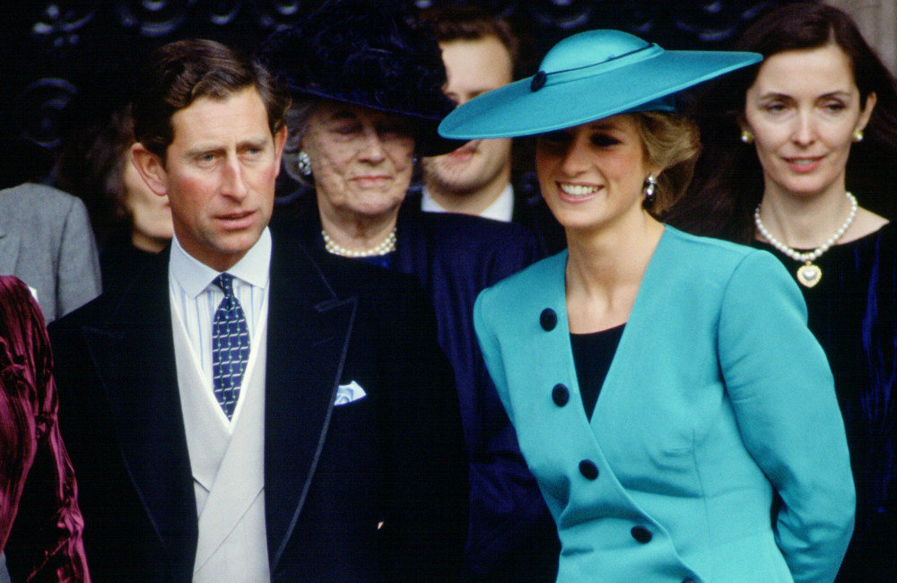Le roi Charles réagit aux révélations explosives du frère de Diana