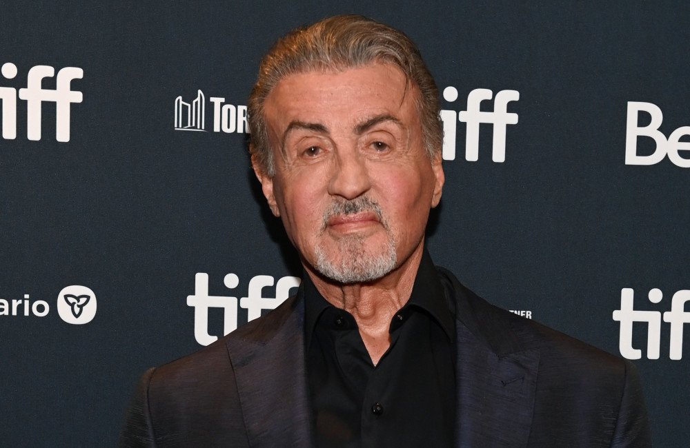 Sylvester Stallone craint que l'IA ne finisse par dominer l'être humain