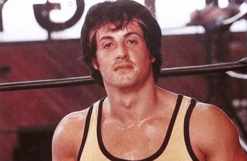 'N'est-ce pas un peu prématuré ?' : Sylvester Stallone réagit au biopic 'I Play Rocky'