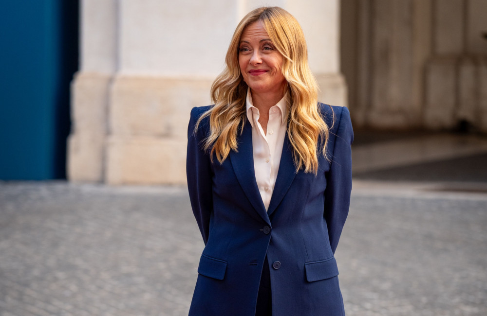 La Première ministre italienne Giorgia Meloni dépose une demande d'enregistrement de sa voix comme marque déposée pour lutter contre les deepfakes
