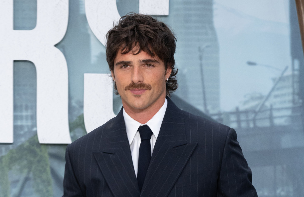 Jacob Elordi rendra hommage à Eric Dane, son père dans Euphoria, en narrant ses mémoires